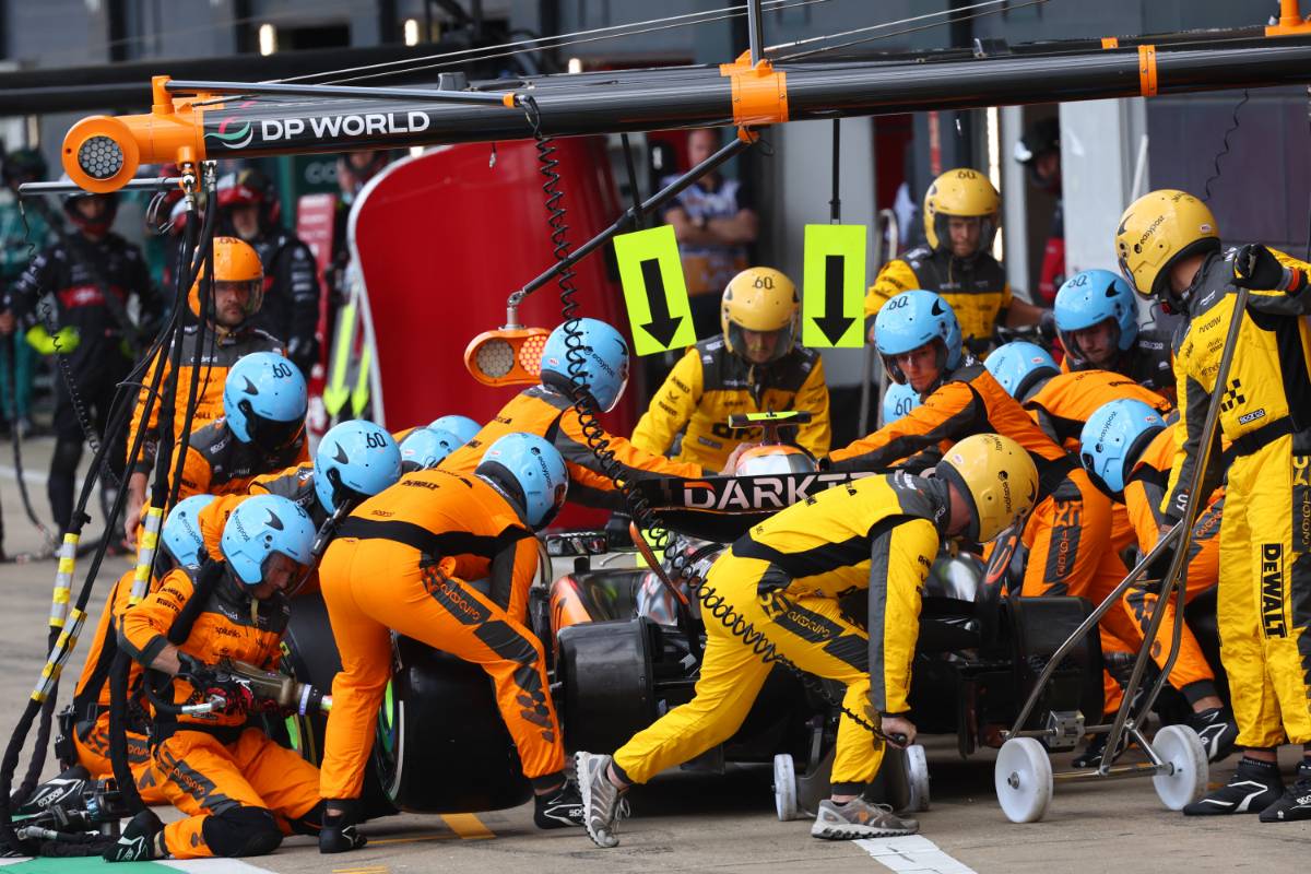 Lando Norris (GBR) McLaren MCL60 makes a pit stop. 09.07.2023. Formula 1 World Championship, Rd 11, British Grand Prix, Silverstone, England, Race Day. - www.xpbimages.com, EMail: requests@xpbimages.com © Copyright: Batchelor / XPB Images