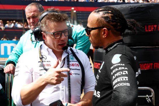 Lewis Hamilton (GBR) Mercedes AMG F1 on the grid with Peter Bonnington (GBR) Mercedes AMG F1 Race Engineer.
09.07.2023. Formula 1 World Championship, Rd 11, British Grand Prix, Silverstone, England, Race Day.
- www.xpbimages.com, EMail: requests@xpbimages.com © Copyright: Coates / XPB Images
