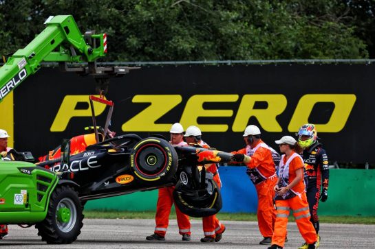 Sergio Perez (MEX) Red Bull Racing RB19 crashed in the first practice session.
21.07.2023. Formula 1 World Championship, Rd 12, Hungarian Grand Prix, Budapest, Hungary, Practice Day.
- www.xpbimages.com, EMail: requests@xpbimages.com © Copyright: Coates / XPB Images