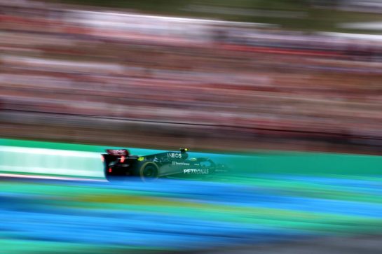 Lewis Hamilton (GBR) Mercedes AMG F1 W14.
21.07.2023. Formula 1 World Championship, Rd 12, Hungarian Grand Prix, Budapest, Hungary, Practice Day.
- www.xpbimages.com, EMail: requests@xpbimages.com © Copyright: Moy / XPB Images