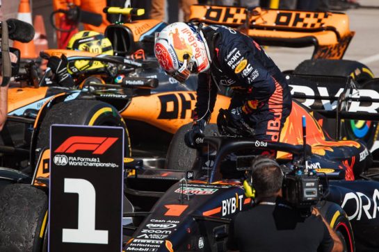 Race winner Max Verstappen (NLD) Red Bull Racing RB19 in parc ferme.
23.07.2023. Formula 1 World Championship, Rd 12, Hungarian Grand Prix, Budapest, Hungary, Race Day.
- www.xpbimages.com, EMail: requests@xpbimages.com © Copyright: Bearne / XPB Images