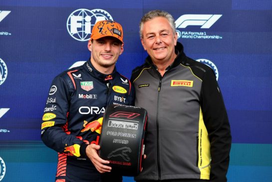 (L to R): Max Verstappen (NLD) Red Bull Racing receives the Pirelli Pole Position Award from Mario Isola (ITA) Pirelli Racing Manager.
28.07.2023. Formula 1 World Championship, Rd 13, Belgian Grand Prix, Spa Francorchamps, Belgium, Qualifying Day.
- www.xpbimages.com, EMail: requests@xpbimages.com © Copyright: Batchelor / XPB Images