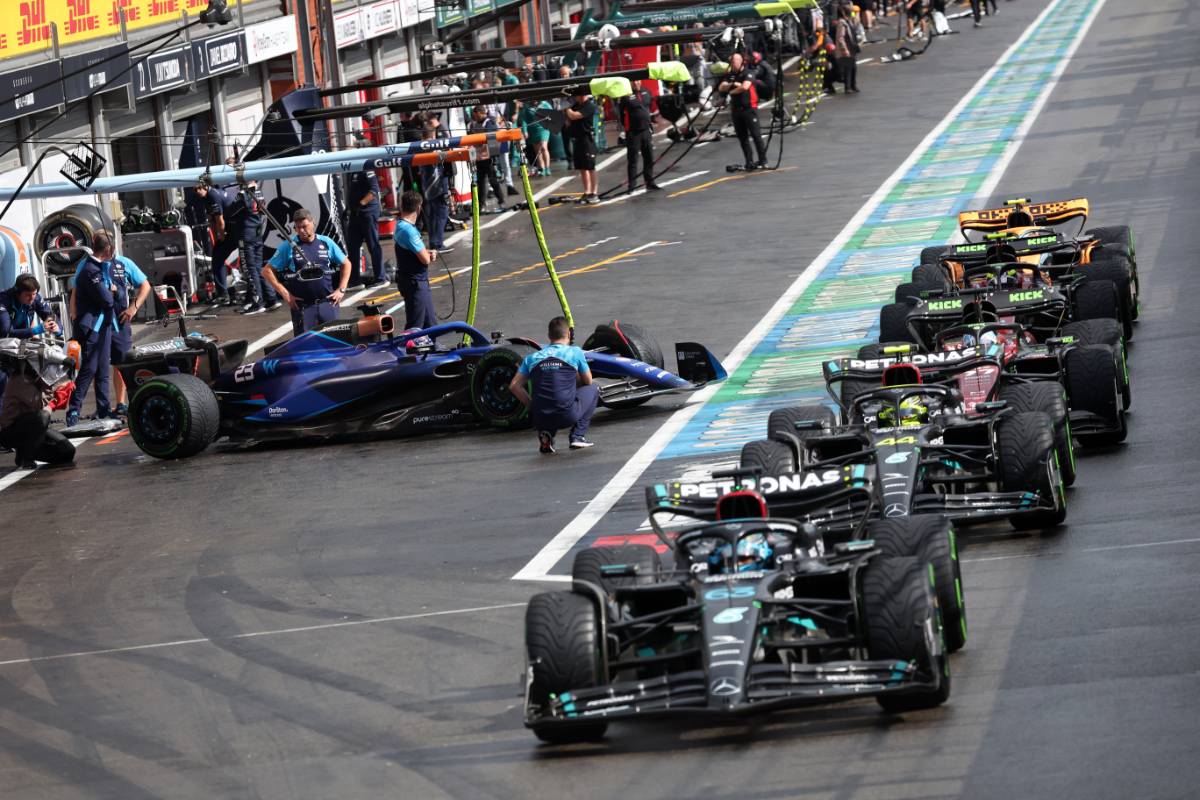 Alexander Albon (THA) Williams Racing FW45 at the end of the pit lane.
28.07.2023. Formula 1 World Championship, Rd 13, Belgian Grand Prix, Spa Francorchamps, Belgium, Qualifying Day.
- www.xpbimages.com, EMail: requests@xpbimages.com © Copyright: Bearne / XPB Images