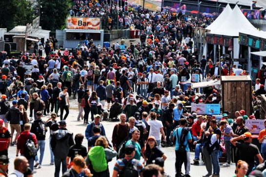 Circuit atmosphere - fans.
29.07.2023. Formula 1 World Championship, Rd 13, Belgian Grand Prix, Spa Francorchamps, Belgium, Sprint Day.
- www.xpbimages.com, EMail: requests@xpbimages.com © Copyright: Moy / XPB Images