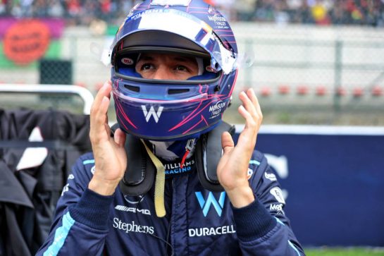 Alexander Albon (THA) Williams Racing on the grid.
29.07.2023. Formula 1 World Championship, Rd 13, Belgian Grand Prix, Spa Francorchamps, Belgium, Sprint Day.
- www.xpbimages.com, EMail: requests@xpbimages.com © Copyright: Bearne / XPB Images