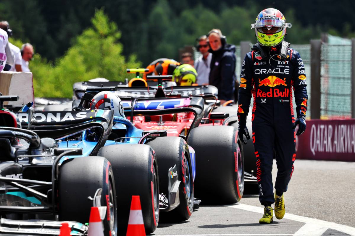 Sergio Perez (MEX) Red Bull Racing in Sprint Qualifying parc ferme. 29.07.2023. Formula 1 World Championship, Rd 13, Belgian Grand Prix, Spa Francorchamps, Belgium, Sprint Day. - www.xpbimages.com, EMail: requests@xpbimages.com © Copyright: Batchelor / XPB Images