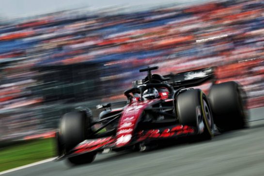 Valtteri Bottas (FIN) Alfa Romeo F1 Team C43.
25.08.2023. Formula 1 World Championship, Rd 14, Dutch Grand Prix, Zandvoort, Netherlands, Practice Day.
- www.xpbimages.com, EMail: requests@xpbimages.com © Copyright: Moy / XPB Images