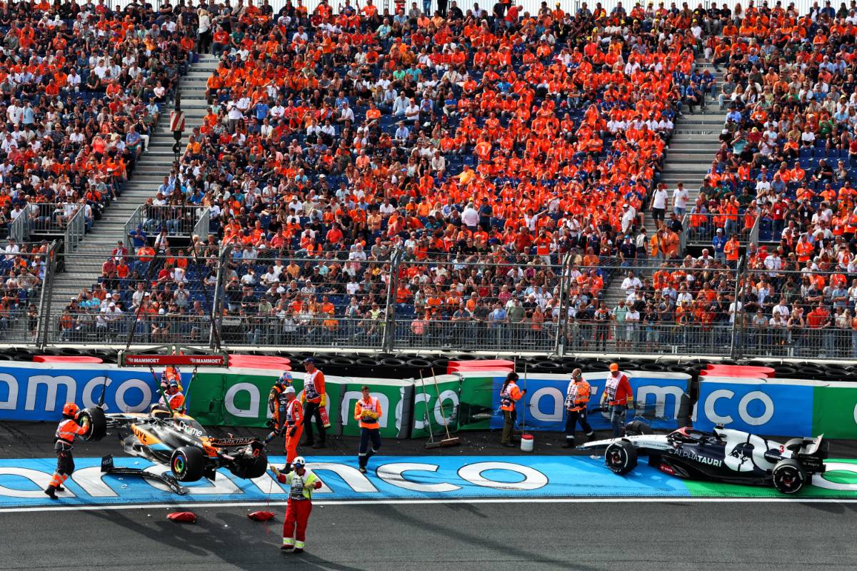 Oscar Piastri (AUS) McLaren MCL60 and Daniel Ricciardo (AUS) AlphaTauri AT04 crashed in the second practice session. 25.08.2023. Formula 1 World Championship, Rd 14, Dutch Grand Prix, Zandvoort, Netherlands, Practice Day. - www.xpbimages.com, EMail: requests@xpbimages.com © Copyright: Coates / XPB Images