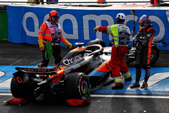 Oscar Piastri (AUS) McLaren MCL60 crashed in the second practice session.
25.08.2023. Formula 1 World Championship, Rd 14, Dutch Grand Prix, Zandvoort, Netherlands, Practice Day.
- www.xpbimages.com, EMail: requests@xpbimages.com © Copyright: Staley / XPB Images