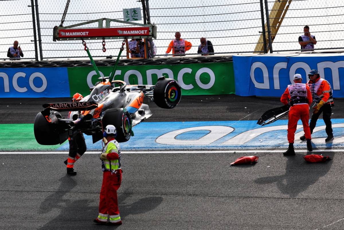 Oscar Piastri (AUS) McLaren MCL60 crashed in the second practice session.
25.08.2023. Formula 1 World Championship, Rd 14, Dutch Grand Prix, Zandvoort, Netherlands, Practice Day.
- www.xpbimages.com, EMail: requests@xpbimages.com © Copyright: Staley / XPB Images