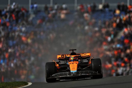 Oscar Piastri (AUS) McLaren MCL60.
26.08.2023. Formula 1 World Championship, Rd 14, Dutch Grand Prix, Zandvoort, Netherlands, Qualifying Day.
- www.xpbimages.com, EMail: requests@xpbimages.com © Copyright: Staley / XPB Images