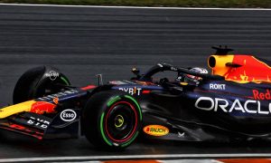 Verstappen tops rain-hit final practice in Zandvoort