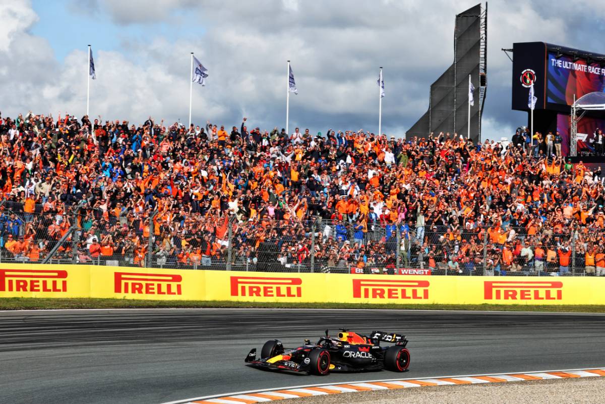 Max Verstappen (NLD) Red Bull Racing RB19 celebrates his pole position. 26.08.2023. Formula 1 World Championship, Rd 14, Dutch Grand Prix, Zandvoort, Netherlands, Qualifying Day. - www.xpbimages.com, EMail: requests@xpbimages.com © Copyright: Miltenburg / XPB Images