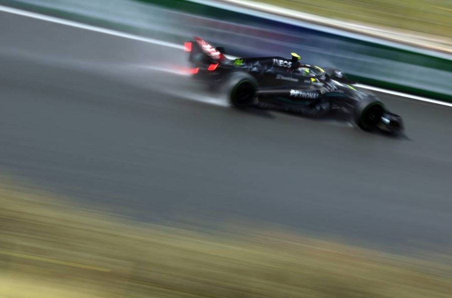 Lewis Hamilton (GBR) Mercedes AMG F1 W14. 26.08.2023. Formula 1 World Championship, Rd 14, Dutch Grand Prix, Zandvoort, Netherlands, Qualifying Day. - www.xpbimages.com, EMail: requests@xpbimages.com © Copyright: Staley / XPB Images