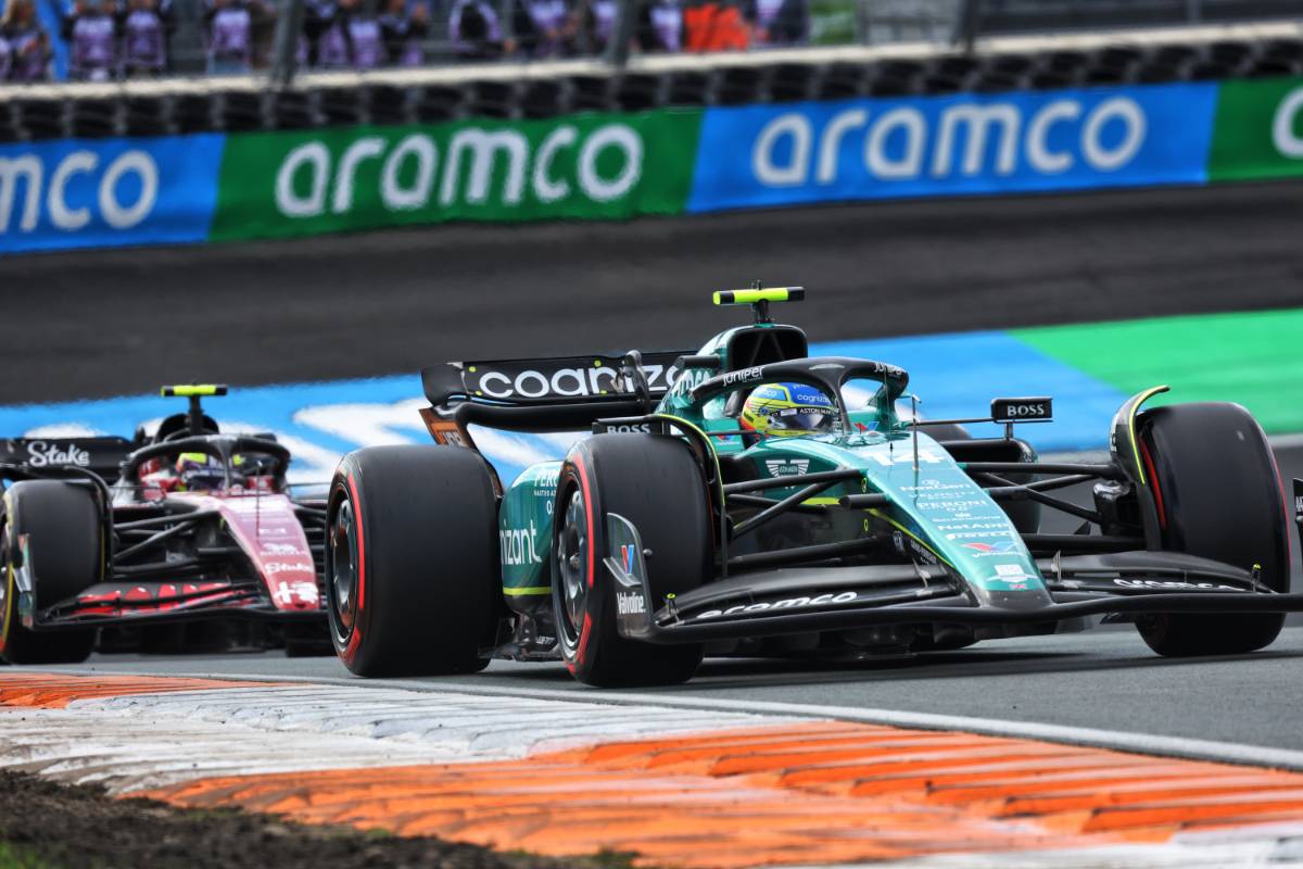 Fernando Alonso (ESP) Aston Martin F1 Team AMR23. 27.08.2023. Formula 1 World Championship, Rd 14, Dutch Grand Prix, Zandvoort, Netherlands, Race Day. - www.xpbimages.com, EMail: requests@xpbimages.com © Copyright: Bearne / XPB Images