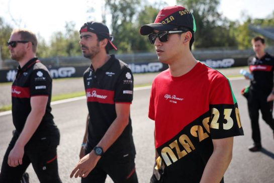Zhou Guanyu (CHN) Alfa Romeo F1 Team walks the circuit with the team.
31.08.2023. Formula 1 World Championship, Rd 15, Italian Grand Prix, Monza, Italy, Preparation Day.
- www.xpbimages.com, EMail: requests@xpbimages.com © Copyright: Bearne / XPB Images