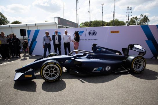 (L to R): Stefano Domenicali (ITA) Formula One President and CEO; Robert Reid (GBR) FIA Deputy President for Sport; Bruno Michel (FRA) F2 and F3 Chief Executive Officer; Laura Winter (GBR) F1 Presenter - 2024 F2 car is unveiled.
31.08.2023. Formula 1 World Championship, Rd 15, Italian Grand Prix, Monza, Italy, Preparation Day.
- www.xpbimages.com, EMail: requests@xpbimages.com © Copyright: Staley / XPB Images