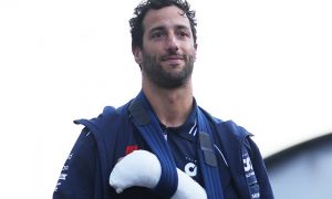Ricciardo hoping for speedy recovery but 'in the right way'