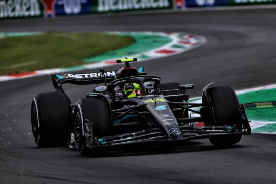 Lewis Hamilton (GBR) Mercedes AMG F1 W14.
01.09.2023. Formula 1 World Championship, Rd 15, Italian Grand Prix, Monza, Italy, Practice Day.
- www.xpbimages.com, EMail: requests@xpbimages.com © Copyright: Staley / XPB Images