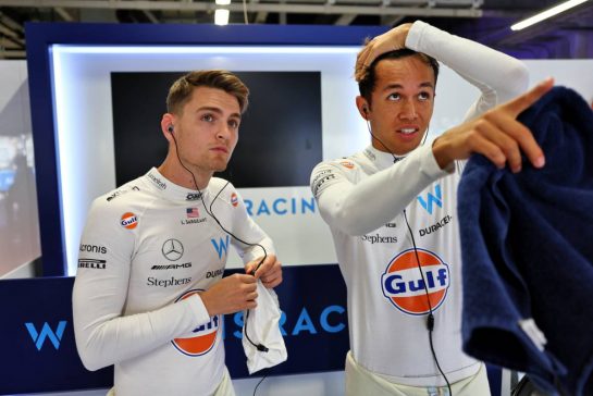 (L to R): Logan Sargeant (USA) Williams Racing with Alexander Albon (THA) Williams Racing.
22.09.2023. Formula 1 World Championship, Rd 17, Japanese Grand Prix, Suzuka, Japan, Practice Day.
- www.xpbimages.com, EMail: requests@xpbimages.com © Copyright: Batchelor / XPB Images