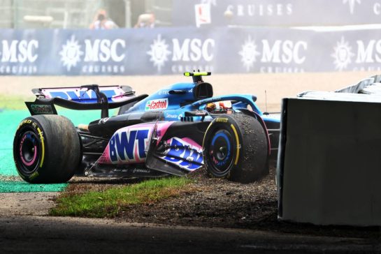 Pierre Gasly (FRA) Alpine F1 Team A523 crashed in the second practice session.
22.09.2023. Formula 1 World Championship, Rd 17, Japanese Grand Prix, Suzuka, Japan, Practice Day.
- www.xpbimages.com, EMail: requests@xpbimages.com © Copyright: Coates / XPB Images
