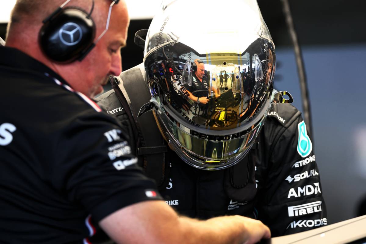 Lewis Hamilton (GBR) Mercedes AMG F1. 23.09.2023. Formula 1 World Championship, Rd 17, Japanese Grand Prix, Suzuka, Japan, Qualifying Day. - www.xpbimages.com, EMail: requests@xpbimages.com © Copyright: Batchelor / XPB Images
