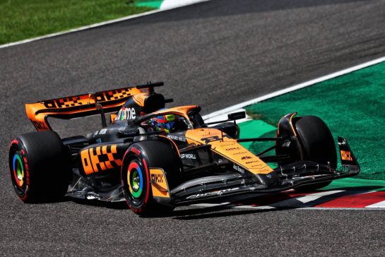 Oscar Piastri (AUS) McLaren MCL60.
23.09.2023. Formula 1 World Championship, Rd 17, Japanese Grand Prix, Suzuka, Japan, Qualifying Day.
- www.xpbimages.com, EMail: requests@xpbimages.com © Copyright: Moy / XPB Images