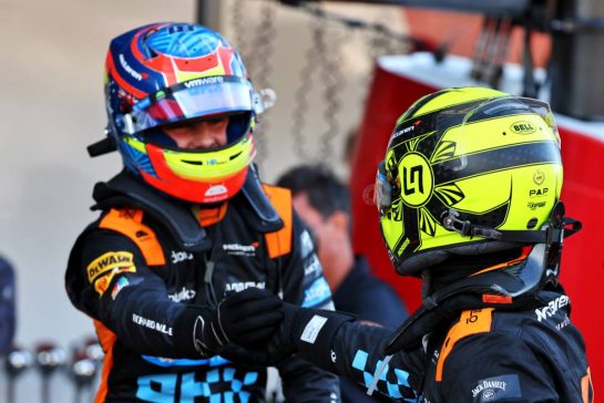 Lando Norris (GBR) McLaren (Right) celebrates his third position in qualifying parc ferme with second placed team mate Lando Norris (GBR) McLaren.
23.09.2023. Formula 1 World Championship, Rd 17, Japanese Grand Prix, Suzuka, Japan, Qualifying Day.
- www.xpbimages.com, EMail: requests@xpbimages.com © Copyright: Moy / XPB Images