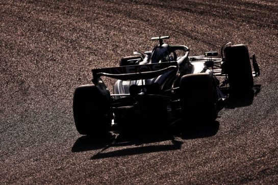 Lewis Hamilton (GBR) Mercedes AMG F1 W14.
23.09.2023. Formula 1 World Championship, Rd 17, Japanese Grand Prix, Suzuka, Japan, Qualifying Day.
- www.xpbimages.com, EMail: requests@xpbimages.com © Copyright: Coates / XPB Images