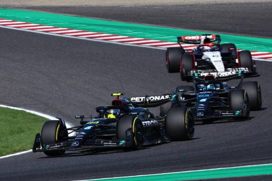 Lewis Hamilton (GBR) Mercedes AMG F1 W14.
24.09.2023. Formula 1 World Championship, Rd 17, Japanese Grand Prix, Suzuka, Japan, Race Day.
- www.xpbimages.com, EMail: requests@xpbimages.com © Copyright: Charniaux / XPB Images