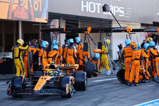 Lando Norris (GBR) McLaren MCL60.
24.09.2023. Formula 1 World Championship, Rd 17, Japanese Grand Prix, Suzuka, Japan, Race Day.
- www.xpbimages.com, EMail: requests@xpbimages.com © Copyright: Batchelor / XPB Images