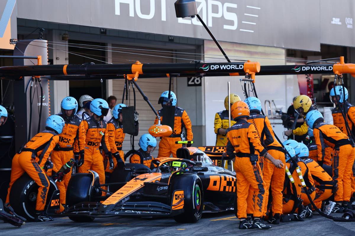 Lando Norris (GBR) McLaren MCL60. 24.09.2023. Formula 1 World Championship, Rd 17, Japanese Grand Prix, Suzuka, Japan, Race Day. - www.xpbimages.com, EMail: requests@xpbimages.com © Copyright: Batchelor / XPB Images