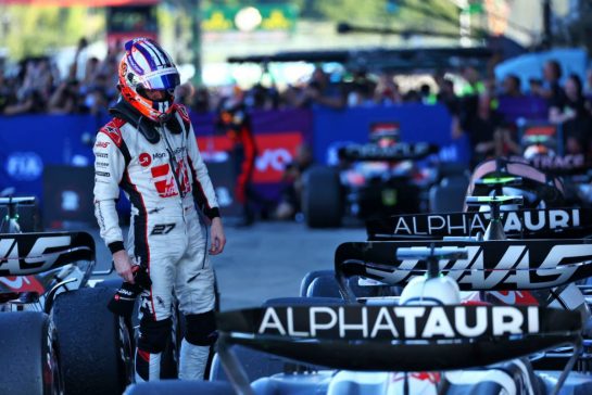 Nico Hulkenberg (GER) Haas F1 Team in parc ferme.
24.09.2023. Formula 1 World Championship, Rd 17, Japanese Grand Prix, Suzuka, Japan, Race Day.
- www.xpbimages.com, EMail: requests@xpbimages.com © Copyright: Coates / XPB Images