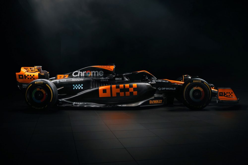 F1i Pic Of The Day: Mclaren Activates 'stealth Mode' For Singapore