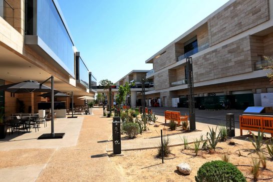 Paddock atmosphere.
05.10.2023. Formula 1 World Championship, Rd 18, Qatar Grand Prix, Doha, Qatar, Preparation Day.
- www.xpbimages.com, EMail: requests@xpbimages.com © Copyright: Batchelor / XPB Images