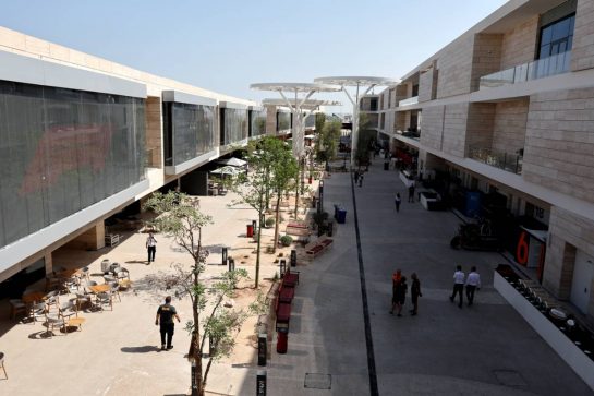 Paddock atmosphere.
05.10.2023. Formula 1 World Championship, Rd 18, Qatar Grand Prix, Doha, Qatar, Preparation Day.
- www.xpbimages.com, EMail: requests@xpbimages.com © Copyright: Moy / XPB Images