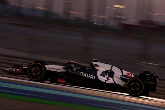 Yuki Tsunoda (JPN) AlphaTauri AT04.
06.10.2023 Formula 1 World Championship, Rd 18, Qatar Grand Prix, Doha, Qatar, Qualifying Day.
- www.xpbimages.com, EMail: requests@xpbimages.com © Copyright: Charniaux / XPB Images