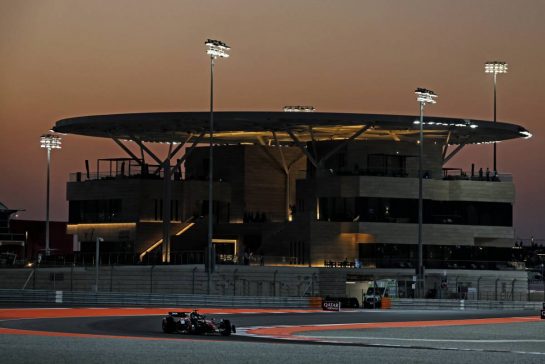 Valtteri Bottas (FIN) Alfa Romeo F1 Team C43.
06.10.2023 Formula 1 World Championship, Rd 18, Qatar Grand Prix, Doha, Qatar, Qualifying Day.
- www.xpbimages.com, EMail: requests@xpbimages.com © Copyright: Moy / XPB Images