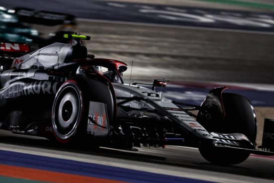 Yuki Tsunoda (JPN) AlphaTauri AT04.
06.10.2023 Formula 1 World Championship, Rd 18, Qatar Grand Prix, Doha, Qatar, Qualifying Day.
- www.xpbimages.com, EMail: requests@xpbimages.com © Copyright: Coates / XPB Images