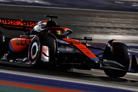 Oscar Piastri (AUS) McLaren MCL60.
06.10.2023 Formula 1 World Championship, Rd 18, Qatar Grand Prix, Doha, Qatar, Qualifying Day.
- www.xpbimages.com, EMail: requests@xpbimages.com © Copyright: Coates / XPB Images