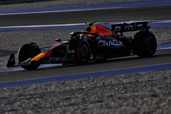 Sergio Perez (MEX) Red Bull Racing RB19.
07.10.2023. Formula 1 World Championship, Rd 18, Qatar Grand Prix, Doha, Qatar, Sprint Day.
- www.xpbimages.com, EMail: requests@xpbimages.com © Copyright: Charniaux / XPB Images