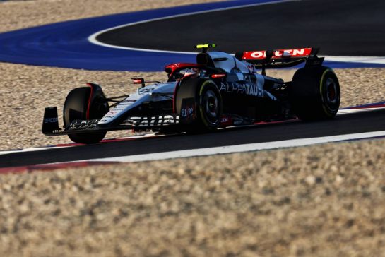 Yuki Tsunoda (JPN) AlphaTauri AT04.
07.10.2023. Formula 1 World Championship, Rd 18, Qatar Grand Prix, Doha, Qatar, Sprint Day.
- www.xpbimages.com, EMail: requests@xpbimages.com © Copyright: Charniaux / XPB Images