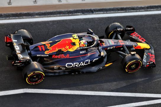 Sergio Perez (MEX) Red Bull Racing RB19.
07.10.2023. Formula 1 World Championship, Rd 18, Qatar Grand Prix, Doha, Qatar, Sprint Day.
- www.xpbimages.com, EMail: requests@xpbimages.com © Copyright: Moy / XPB Images