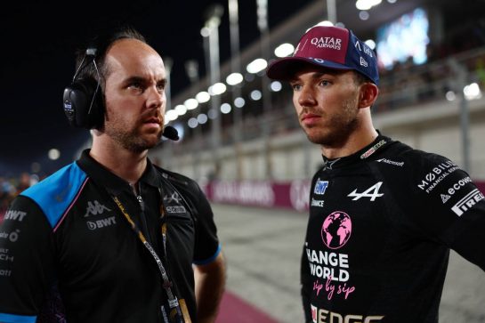 Pierre Gasly (FRA) Alpine F1 Team with Karel Loos (BEL) Alpine F1 Team Race Engineer on the grid.
07.10.2023. Formula 1 World Championship, Rd 18, Qatar Grand Prix, Doha, Qatar, Sprint Day.
- www.xpbimages.com, EMail: requests@xpbimages.com © Copyright: Charniaux / XPB Images