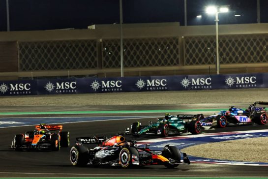 Max Verstappen (NLD) Red Bull Racing RB19.
07.10.2023. Formula 1 World Championship, Rd 18, Qatar Grand Prix, Doha, Qatar, Sprint Day.
- www.xpbimages.com, EMail: requests@xpbimages.com © Copyright: Batchelor / XPB Images