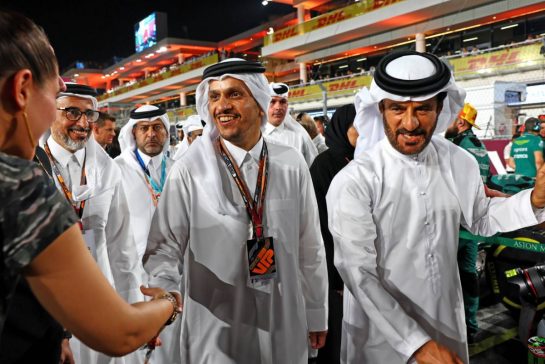 Mohammed Bin Sulayem (UAE) FIA President with VIP on the grid.
08.10.2023. Formula 1 World Championship, Rd 18, Qatar Grand Prix, Doha, Qatar, Race Day.
- www.xpbimages.com, EMail: requests@xpbimages.com © Copyright: Batchelor / XPB Images