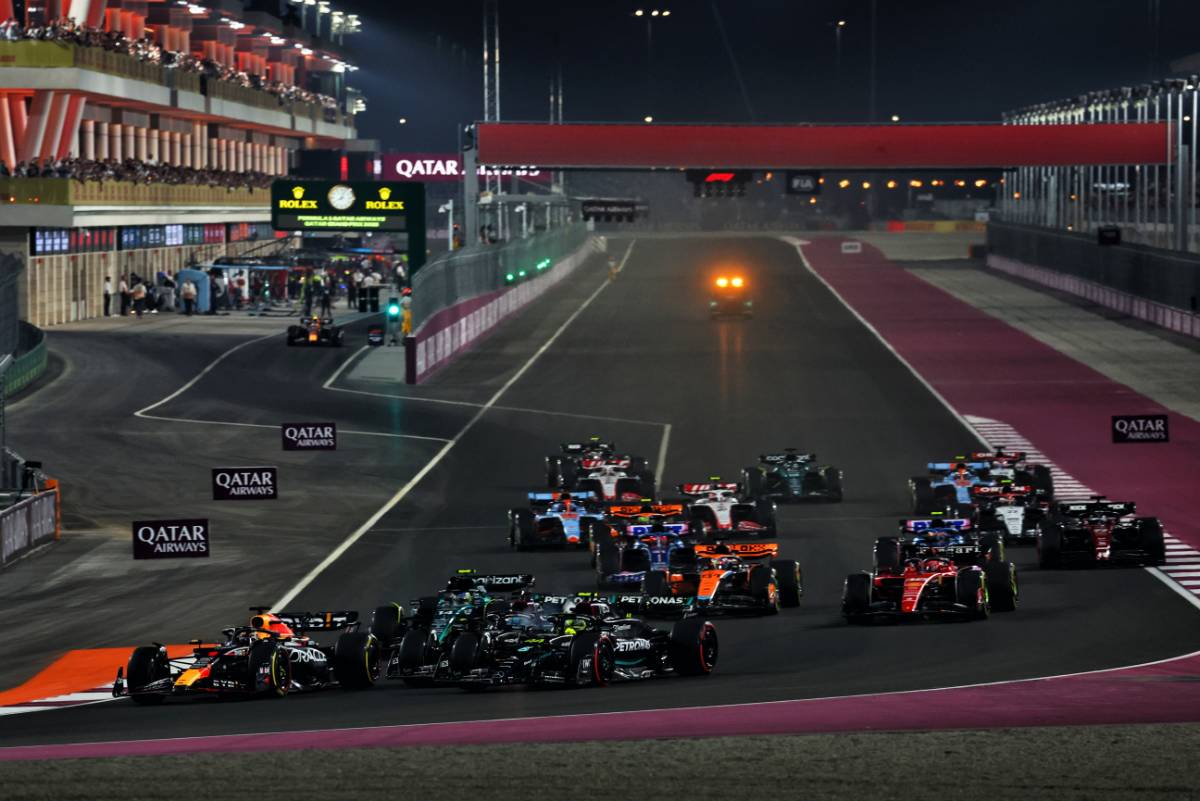 Max Verstappen (NLD) Red Bull Racing RB19 leads George Russell (GBR) Mercedes AMG F1 W14 and Lewis Hamilton (GBR) Mercedes AMG F1 W14, who collided at the start of the race.
08.10.2023. Formula 1 World Championship, Rd 18, Qatar Grand Prix, Doha, Qatar, Race Day.
- www.xpbimages.com, EMail: requests@xpbimages.com © Copyright: Coates / XPB Images