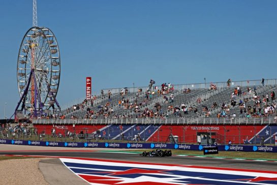 Lewis Hamilton (GBR) Mercedes AMG F1 W14.
20.10.2023. Formula 1 World Championship, Rd 19, United States Grand Prix, Austin, Texas, USA, Qualifying Day
- www.xpbimages.com, EMail: requests@xpbimages.com © Copyright: Moy / XPB Images