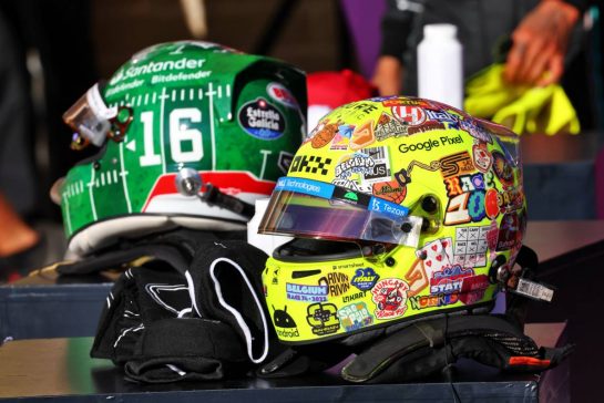The helmets of Lando Norris (GBR) McLaren and Charles Leclerc (MON) Ferrari in qualifying parc ferme.
20.10.2023. Formula 1 World Championship, Rd 19, United States Grand Prix, Austin, Texas, USA, Qualifying Day
- www.xpbimages.com, EMail: requests@xpbimages.com © Copyright: Batchelor / XPB Images
