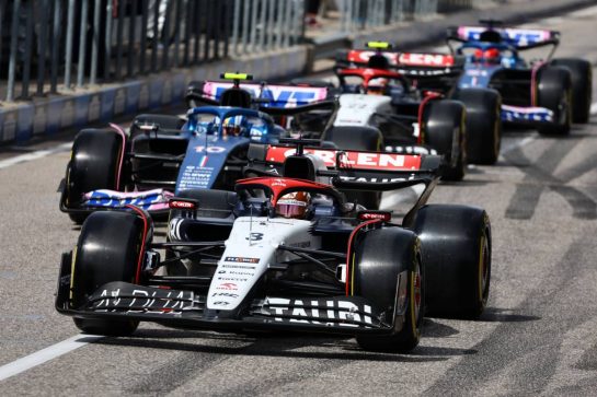 Daniel Ricciardo (AUS) AlphaTauri AT04 leaves the pits.
21.10.2023. Formula 1 World Championship, Rd 19, United States Grand Prix, Austin, Texas, USA, Sprint Day.
- www.xpbimages.com, EMail: requests@xpbimages.com © Copyright: Batchelor / XPB Images